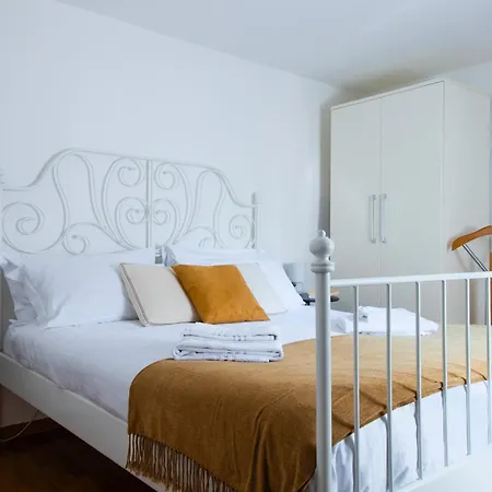 Appartamento Romantic Attic In Center